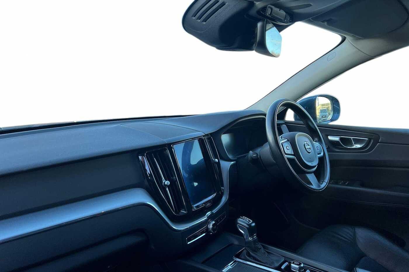 Used Volvo XC60 2020 for sale - 77070959: Photo 2