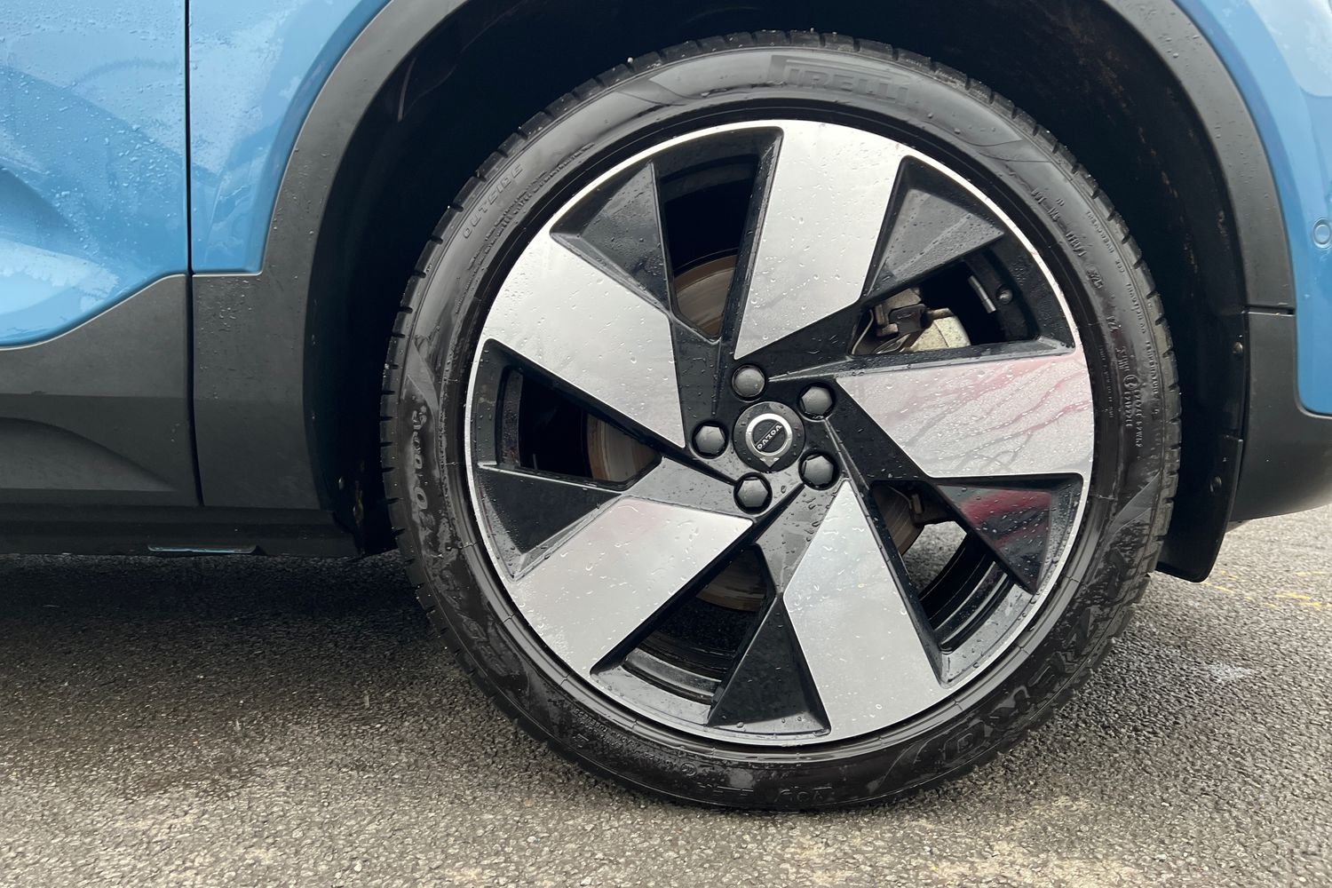 Used Volvo XC40 2022 for sale - 77353732: Photo 5