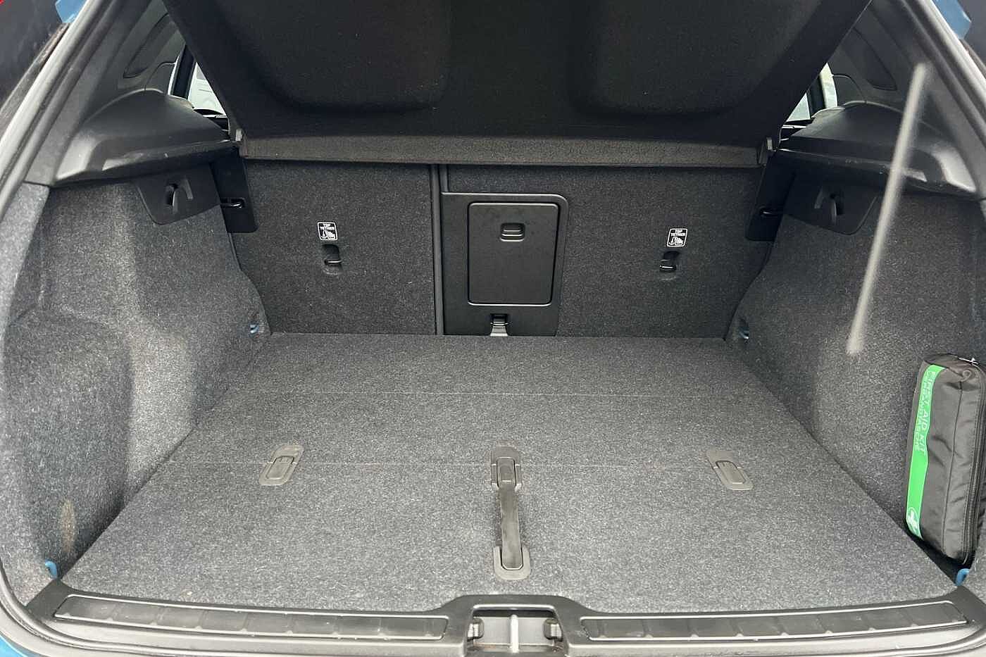 Used Volvo XC40 2022 for sale - 77353732: Photo 8