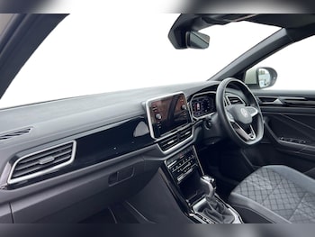 Used Volkswagen T-Roc 2024 for sale - 79389054: Photo