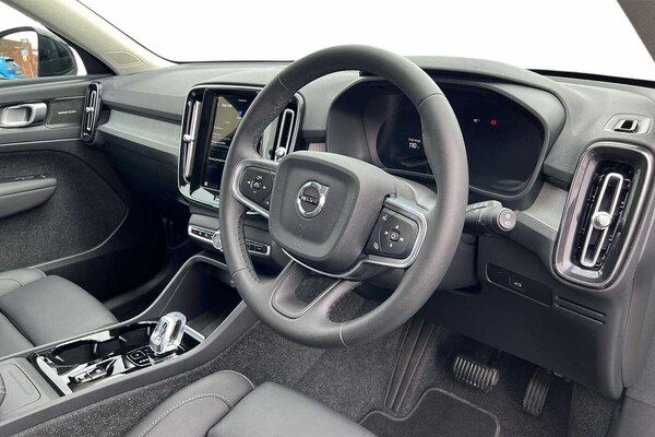 Used Volvo XC40 2024 for sale - 76244519: Photo 10