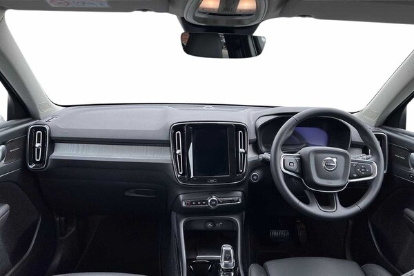 Used Volvo XC40 2024 for sale - 76244519: Photo 6