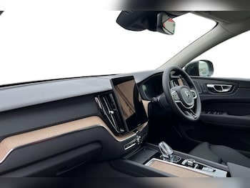 Used Volvo XC60 2026 for sale - 77449730: Photo