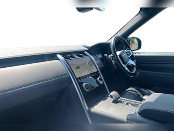 Used Land Rover Discovery 2022 for sale - 78844400: Photo