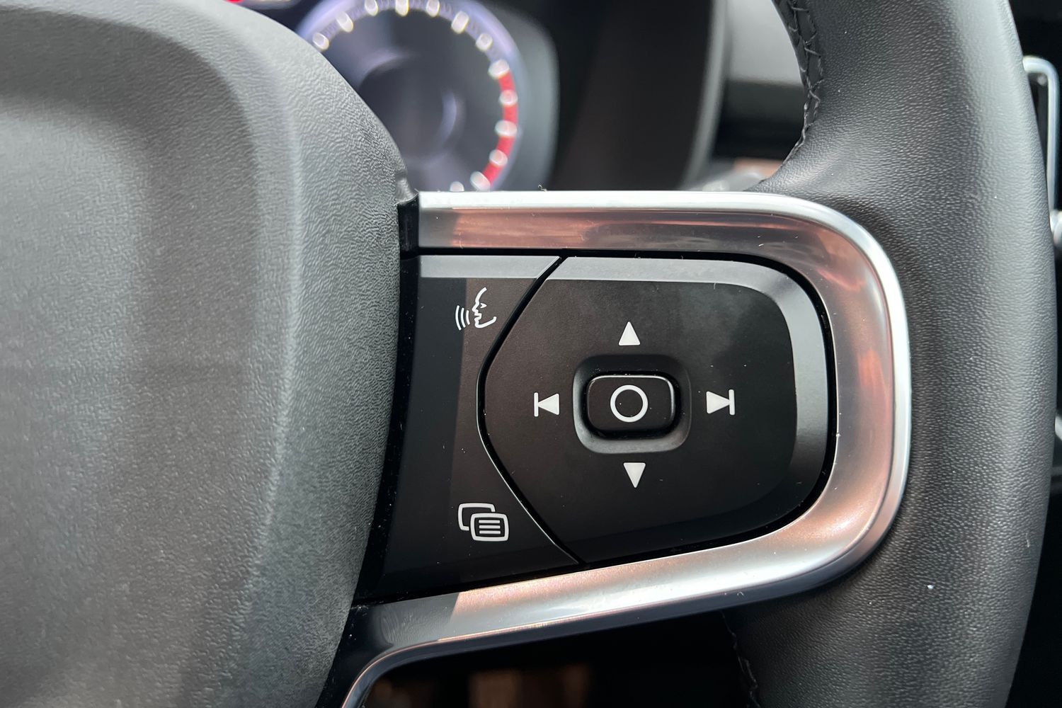 Used Volvo XC40 2021 for sale - 76302371: Photo 12