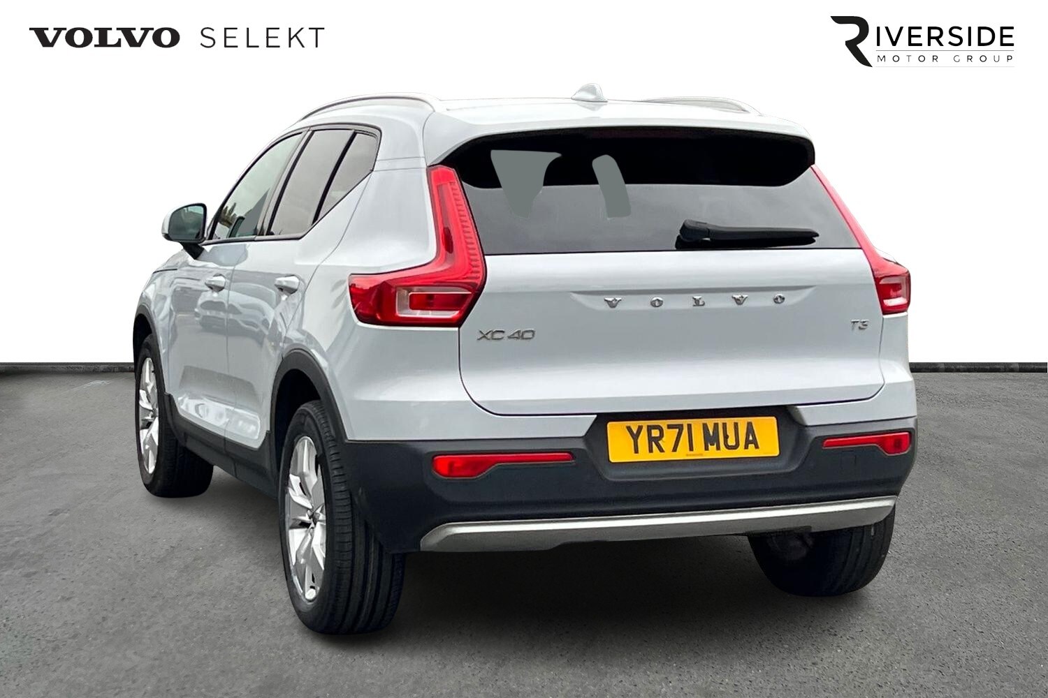 Used Volvo XC40 2021 for sale - 76302371: Photo 3