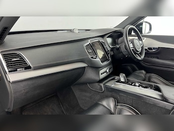 Used Volvo XC90 2022 for sale - 79354940: Photo