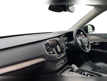 Used Volvo XC90 2022 for sale - 76921685: Photo