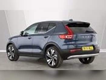Used Volvo XC40 2025 for sale - 79673800: Photo