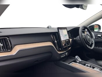 Used Volvo XC60 2025 for sale - 77702736: Photo