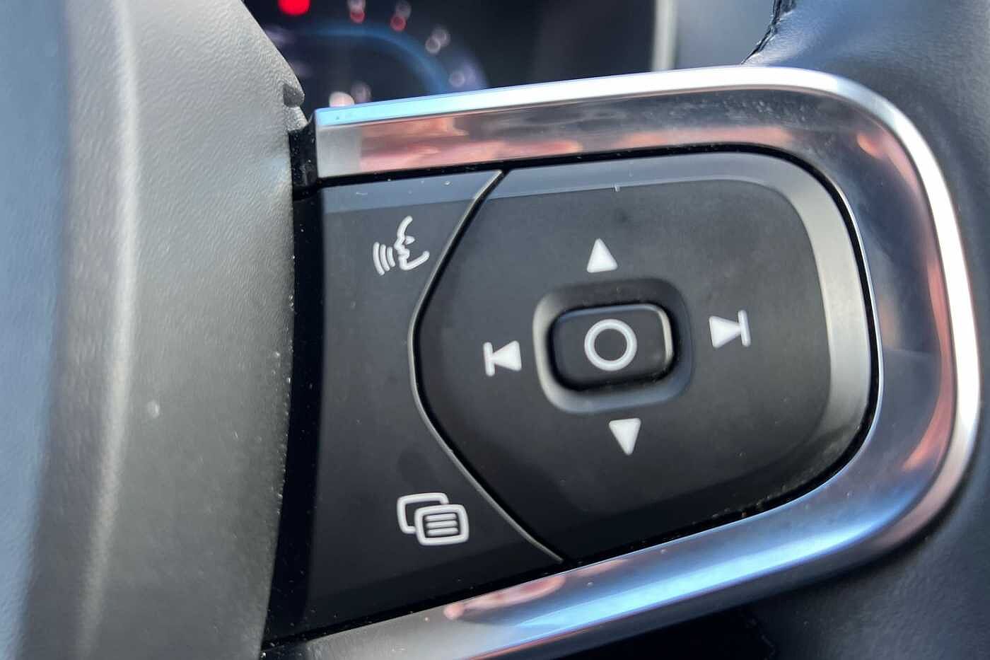 Used Volvo XC40 2025 for sale - 77476563: Photo 12