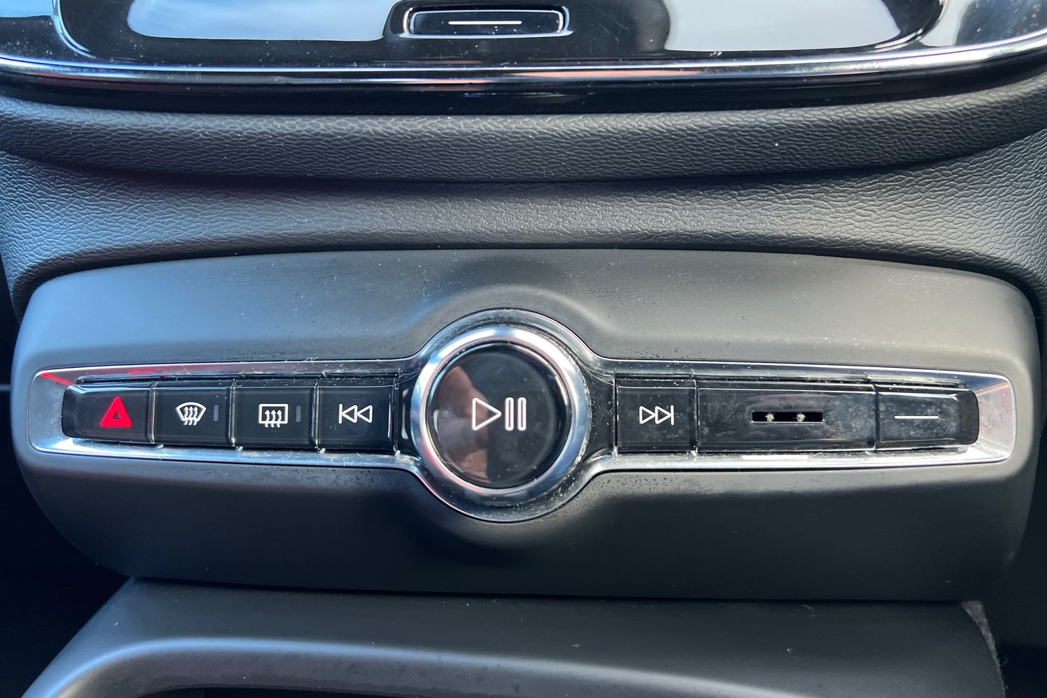 Used Volvo XC40 2025 for sale - 77476563: Photo 14