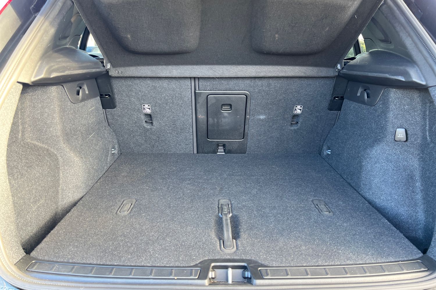 Used Volvo XC40 2025 for sale - 77476563: Photo 8