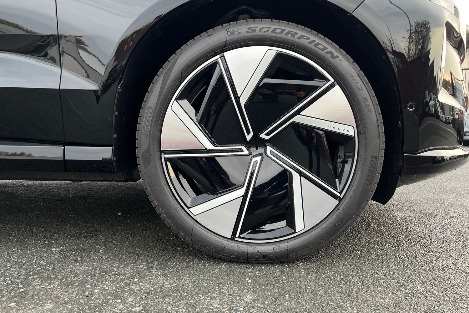 Used Volvo EX90 2025 for sale - 76479722: Photo 5