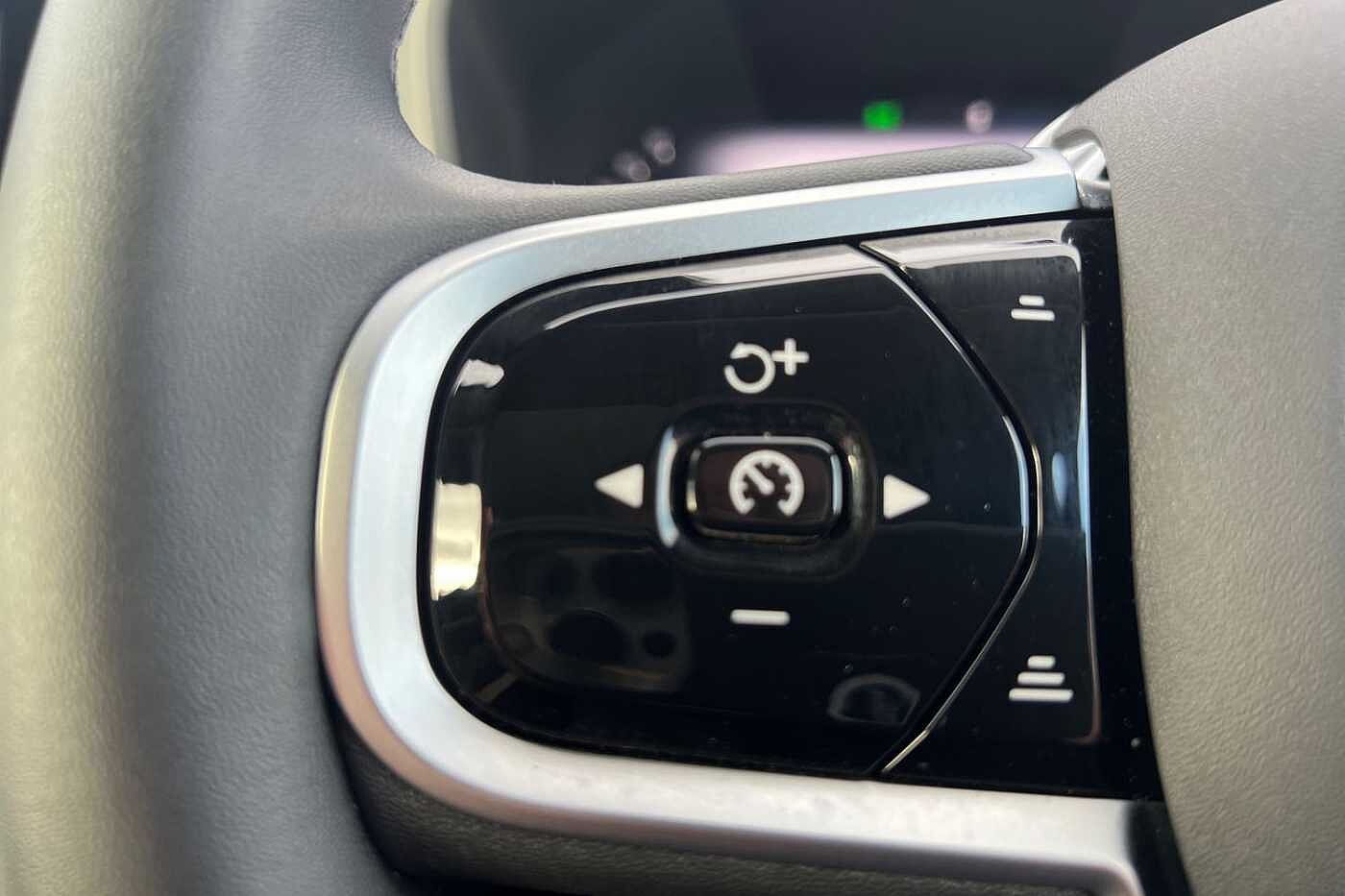 Used Volvo XC60 2025 for sale - 77476521: Photo 11