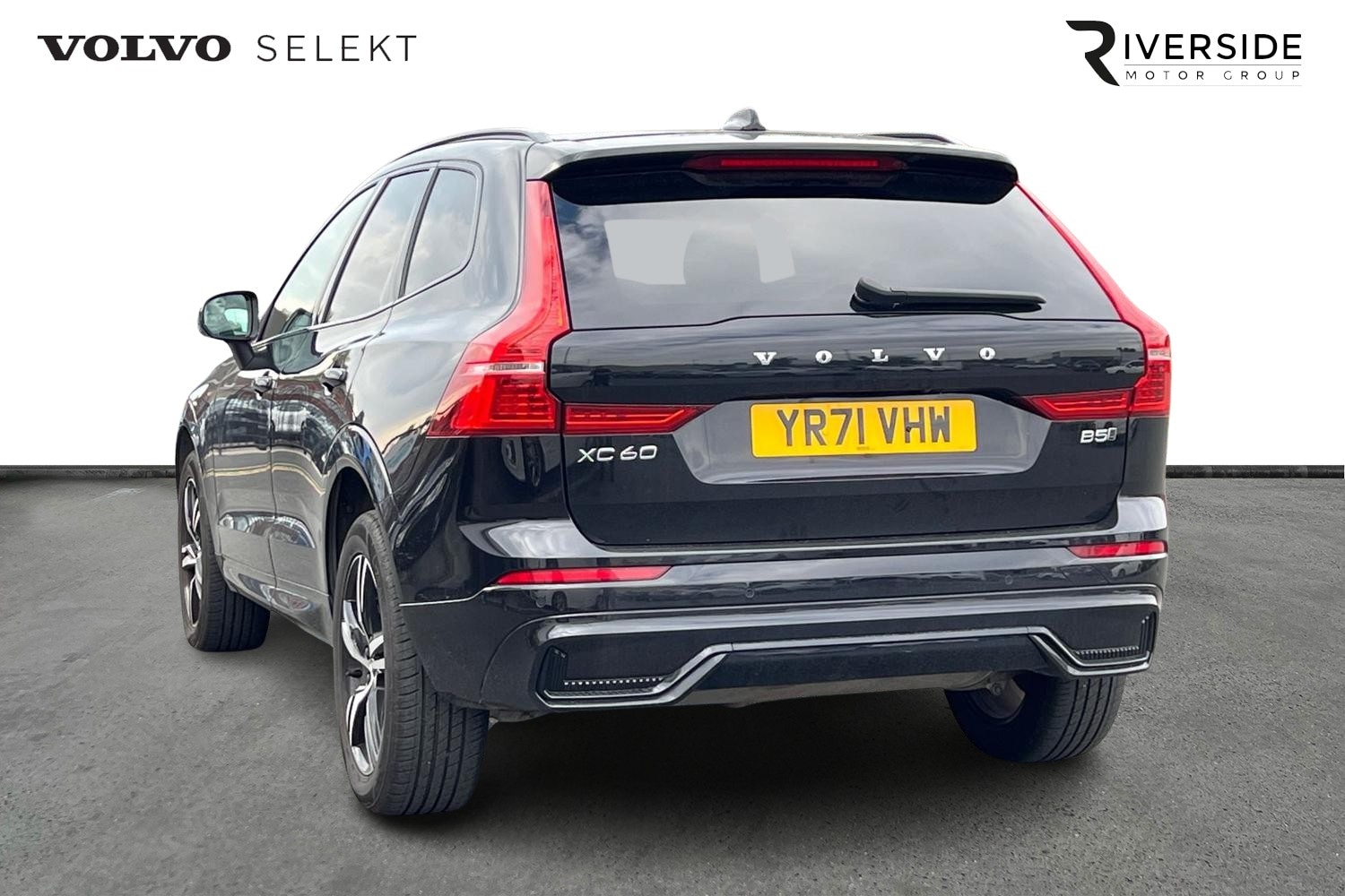 Used Volvo XC60 2021 for sale - 76146136: Photo 3