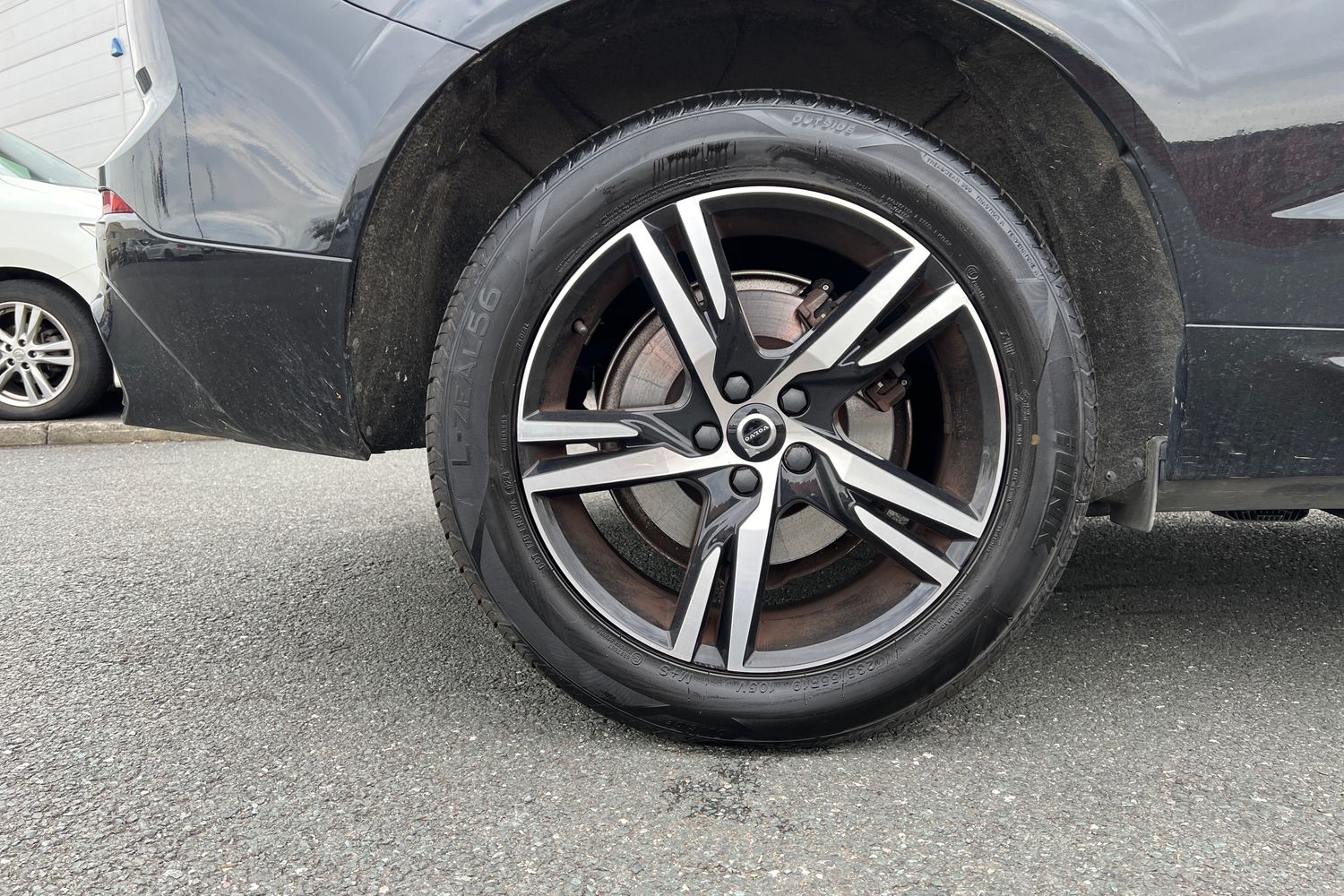 Used Volvo XC60 2021 for sale - 76146136: Photo 5