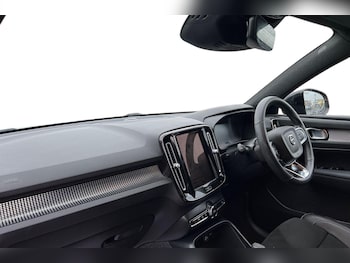 Used Volvo XC40 2021 for sale - 77005025: Photo