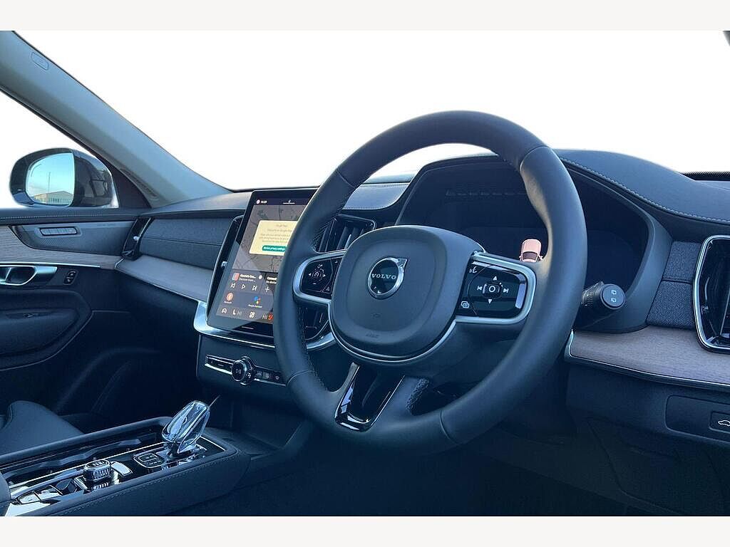 Used Volvo XC90 2025 for sale - 76738126: Photo 7