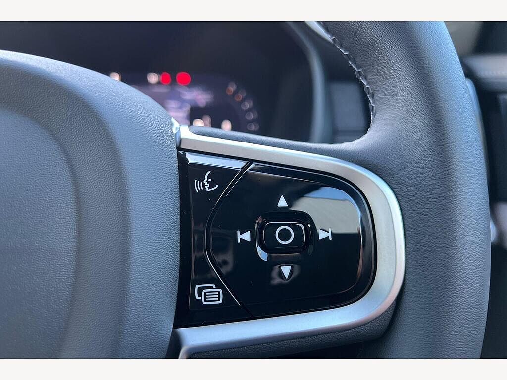 Used Volvo XC90 2025 for sale - 76738126: Photo 8