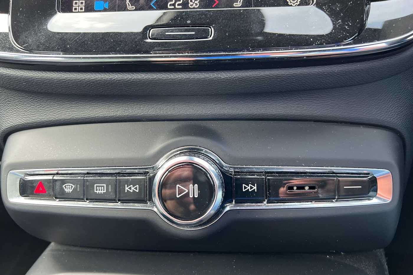 Used Volvo XC40 2022 for sale - 76130552: Photo 14