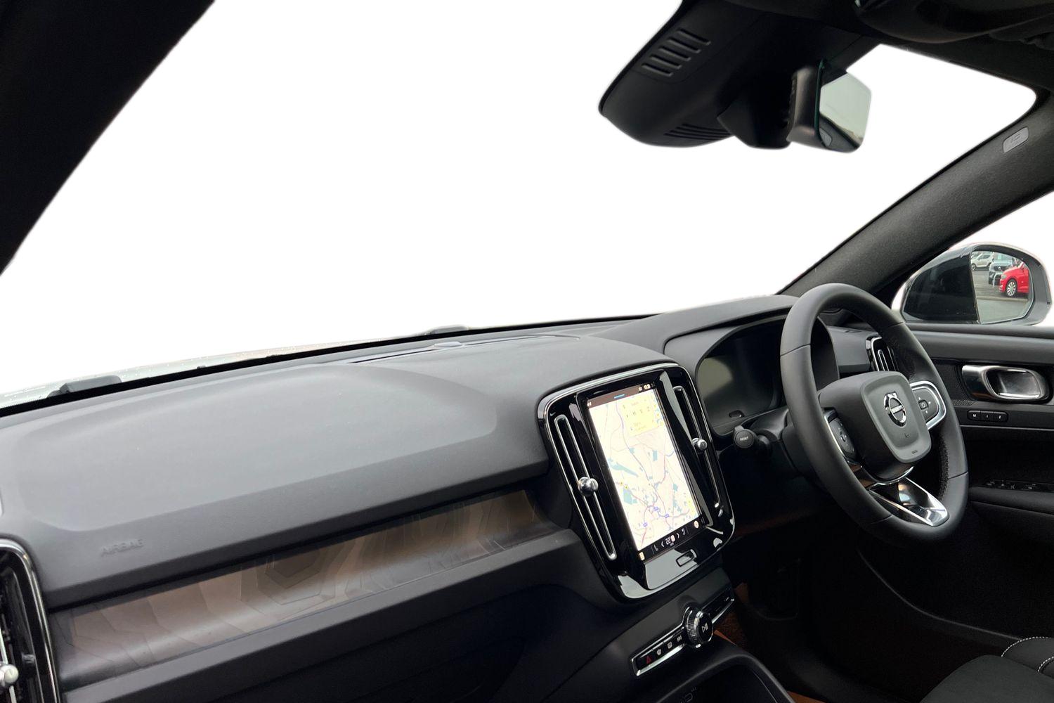 Used Volvo C40 2025 for sale - 76519316: Photo 2