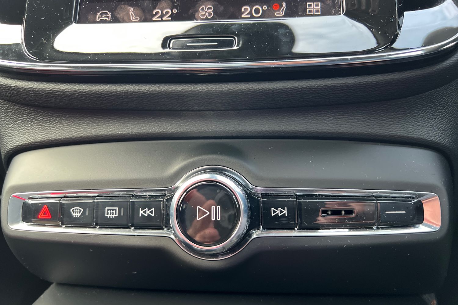 Used Volvo XC40 2025 for sale - 76221715: Photo 14