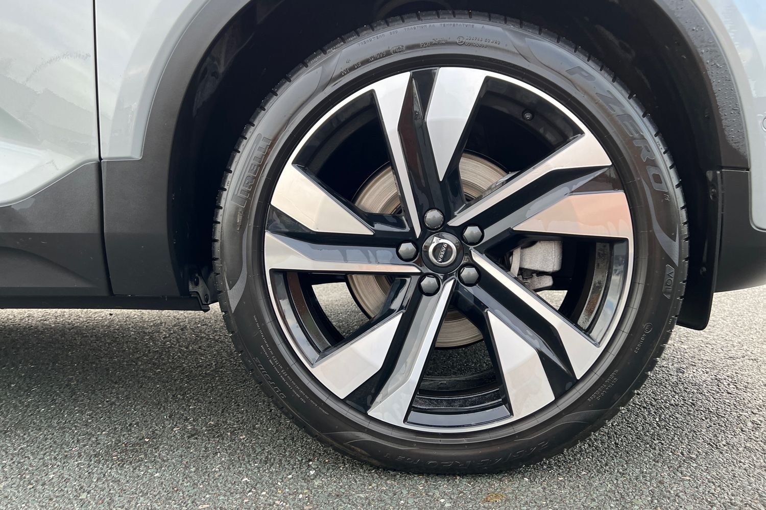 Used Volvo XC40 2025 for sale - 76221715: Photo 5