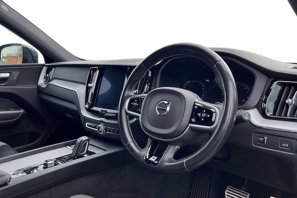 Used Volvo XC60 2019 for sale - 76172463: Photo 10
