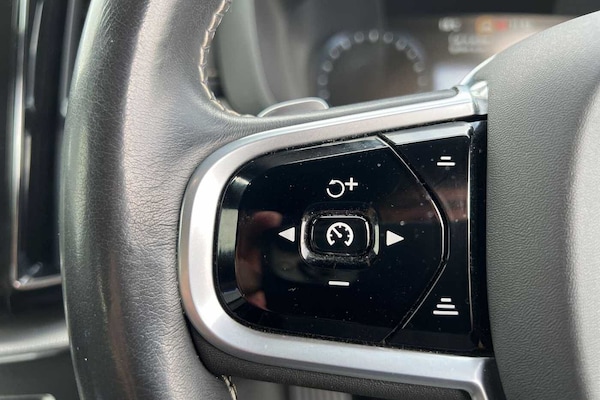 Used Volvo XC60 2019 for sale - 76172463: Photo 11