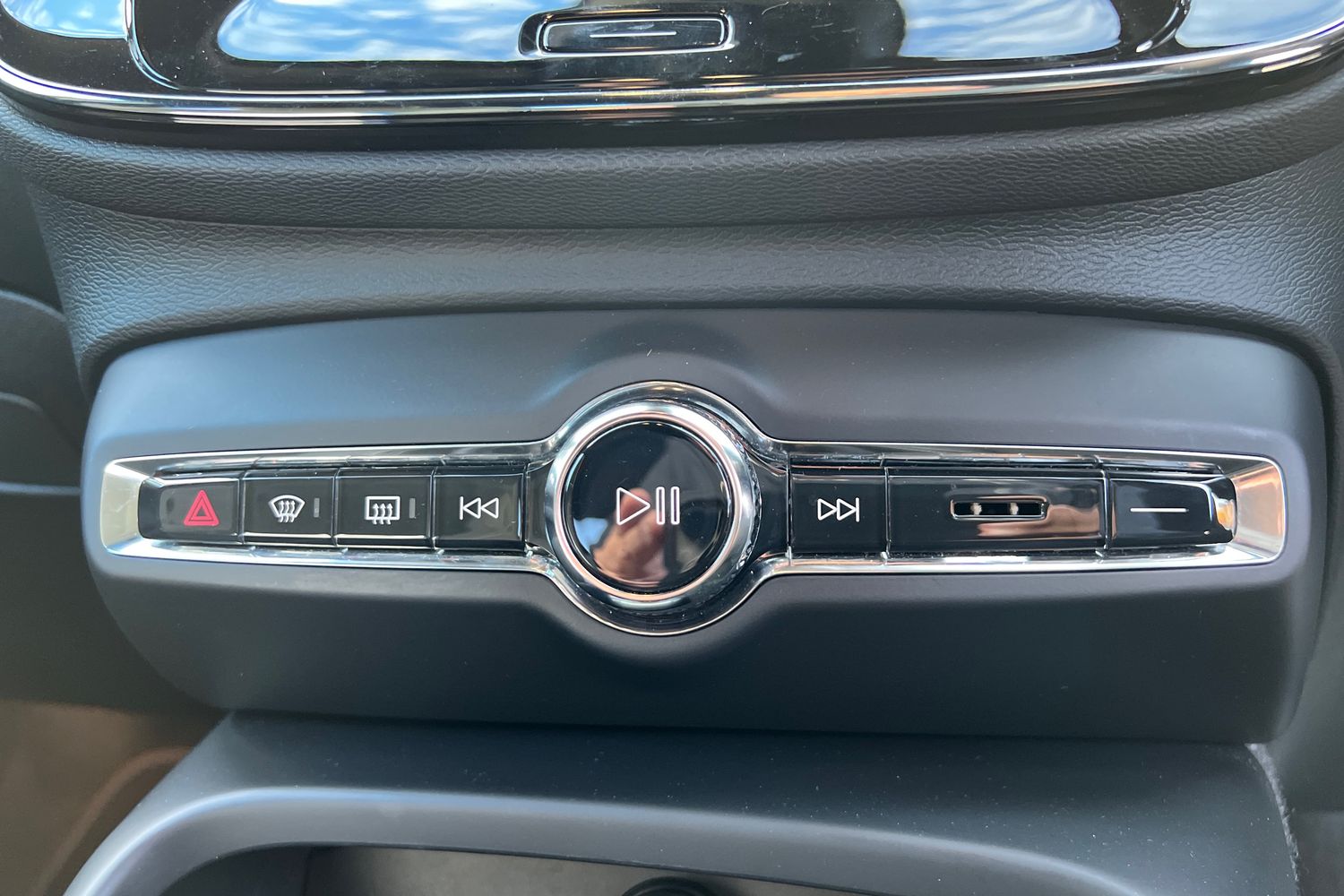 Used Volvo XC40 2022 for sale - 76302346: Photo 14