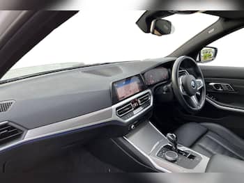 Used BMW 3 Series 2019 for sale - 79646538: Photo