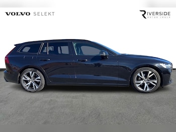 Used Volvo V60 2021 for sale - 77833473: Photo