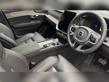 Used Volvo XC90 2025 for sale - 78778931: Photo