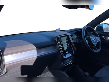 Used Volvo XC40 2024 for sale - 78406337: Photo