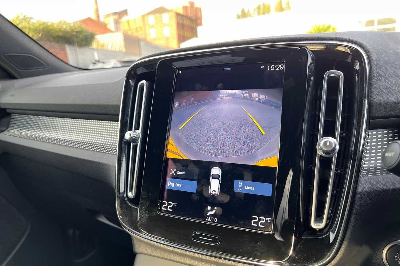 Used Volvo XC40 2021 for sale - 76145861: Photo 16