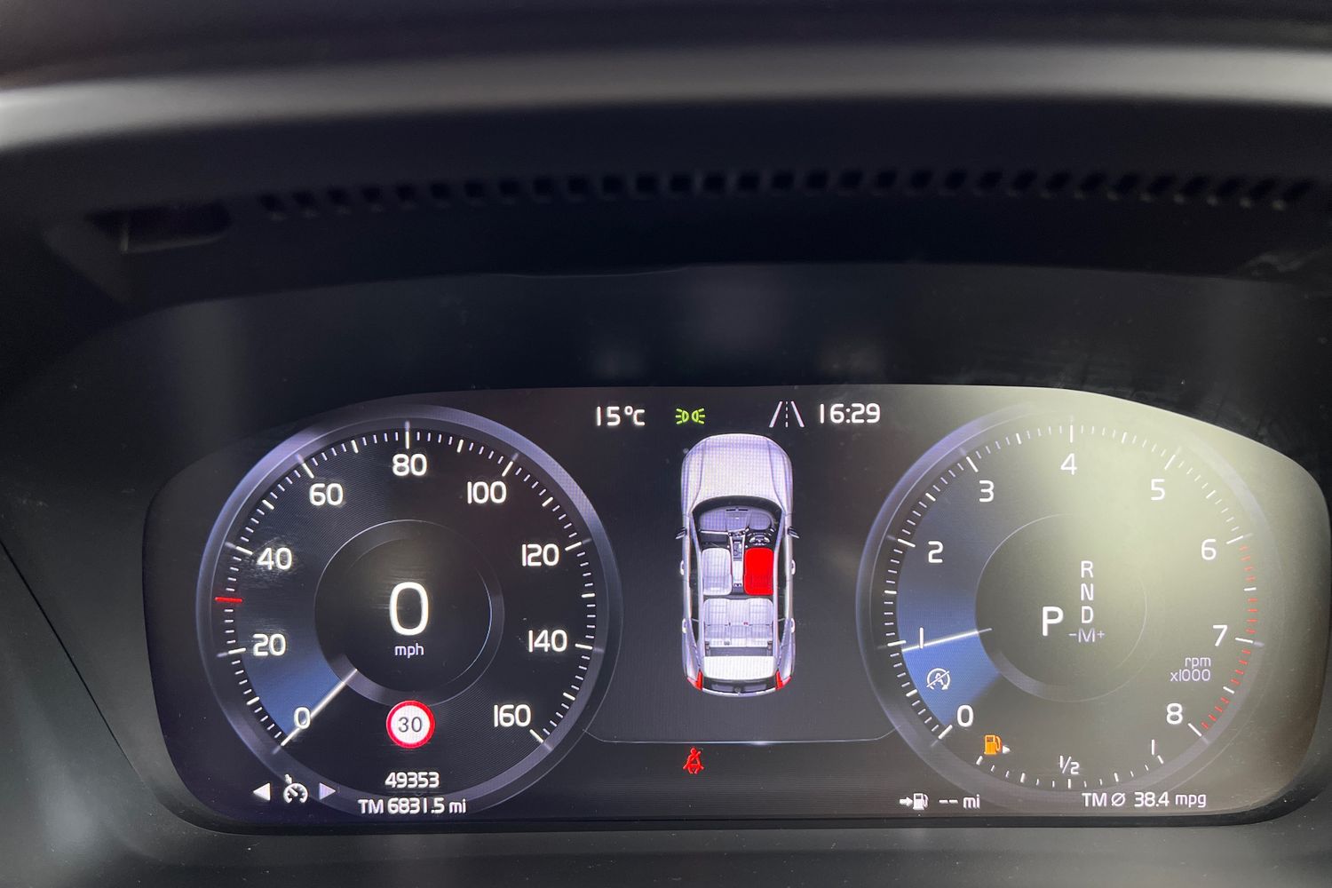 Used Volvo XC40 2021 for sale - 76145861: Photo 7