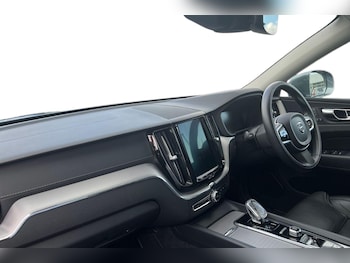 Used Volvo XC60 2020 for sale - 75584177: Photo