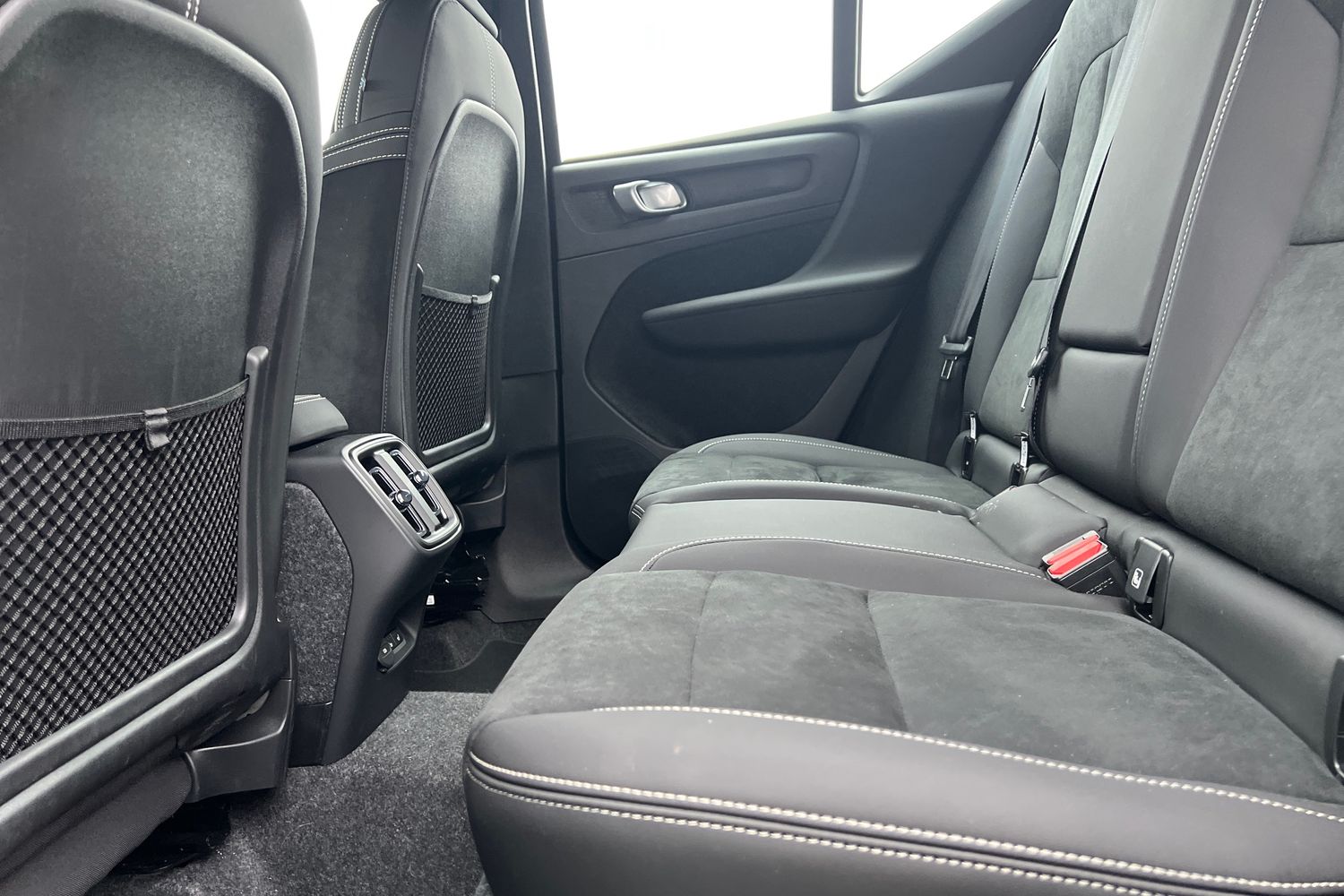 Used Volvo XC40 2025 for sale - 76221824: Photo 17