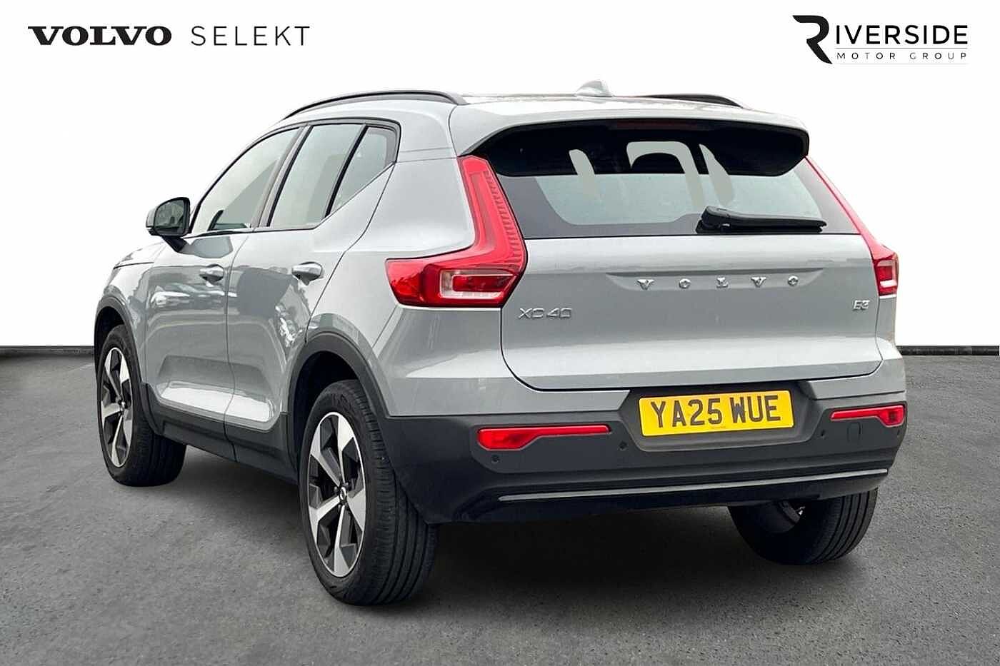 Used Volvo XC40 2025 for sale - 76221824: Photo 3