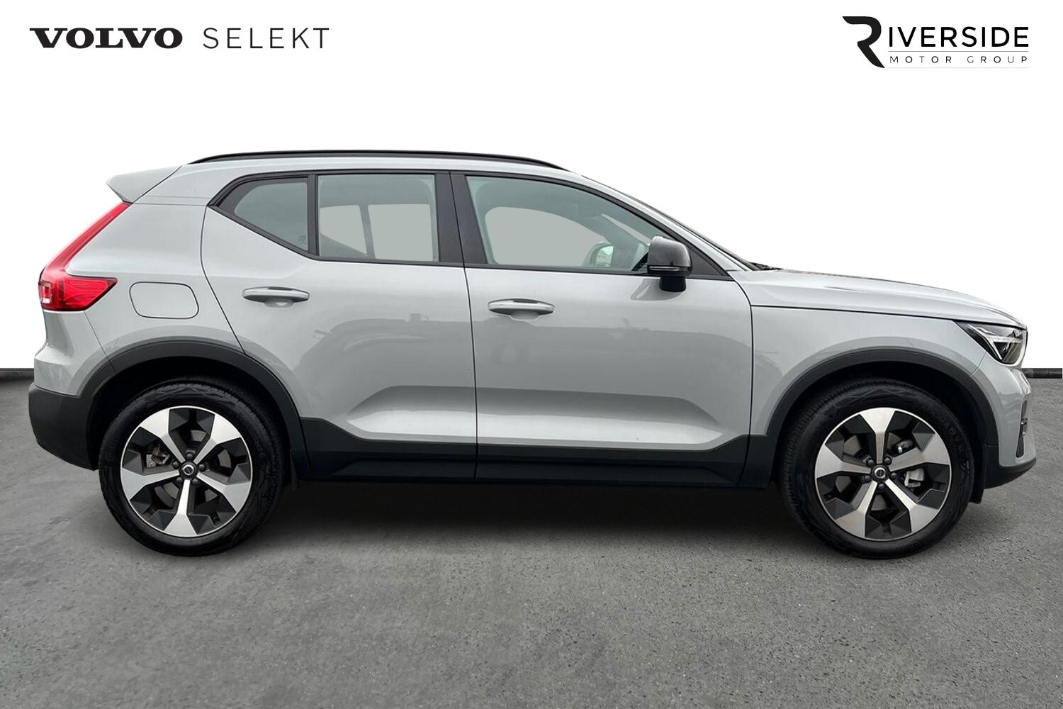 Used Volvo XC40 2025 for sale - 76221824: Photo 4