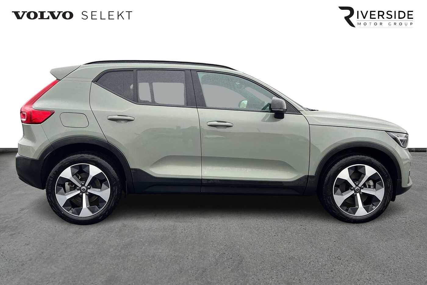 Used Volvo XC40 2025 for sale - 76796394: Photo 4