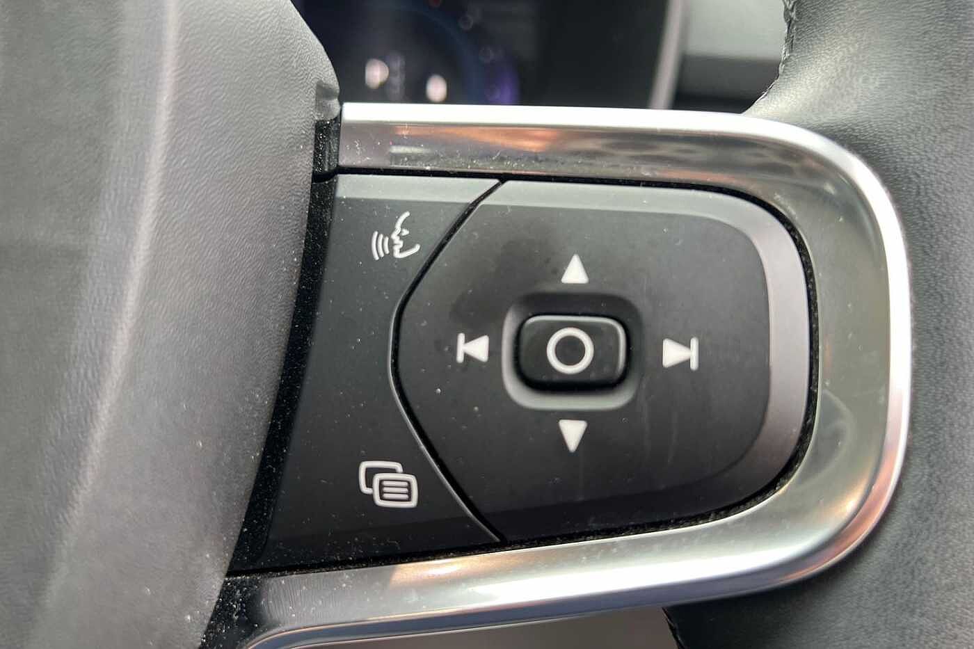 Used Volvo XC40 2022 for sale - 76312303: Photo 12