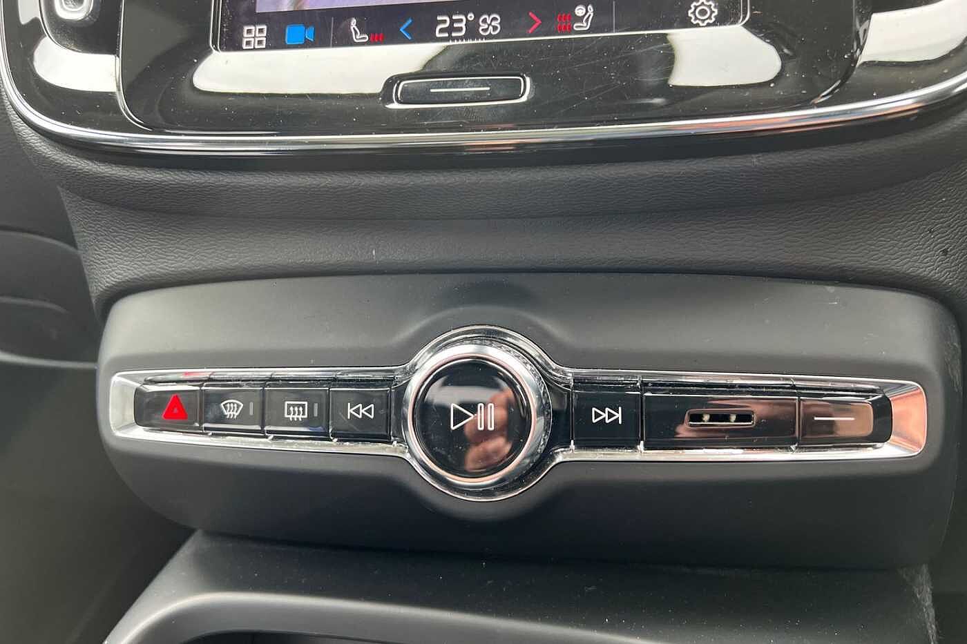 Used Volvo XC40 2022 for sale - 76312303: Photo 14