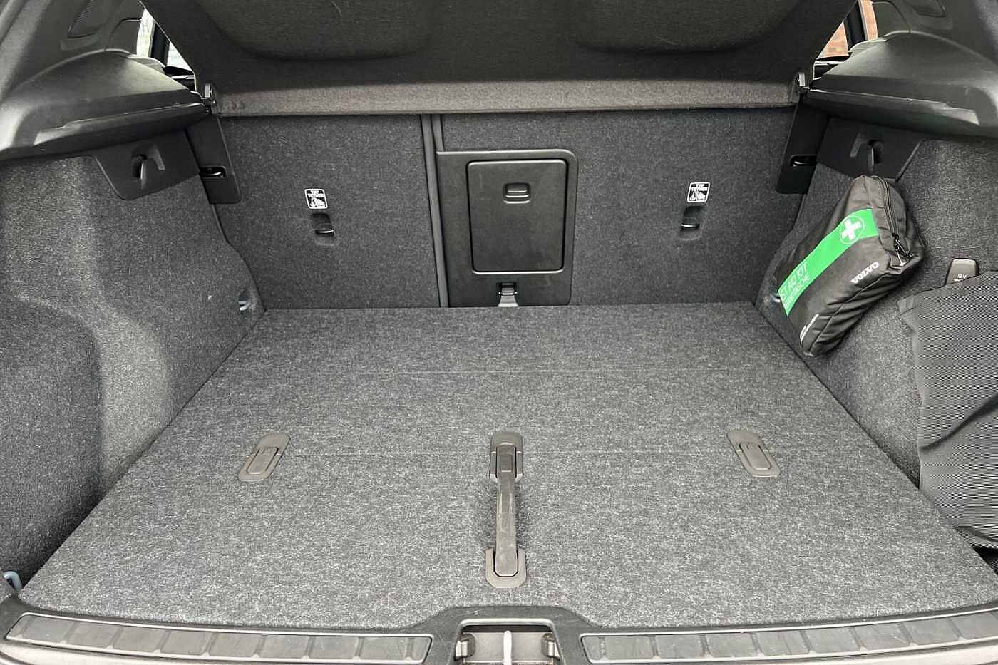Used Volvo XC40 2022 for sale - 76312303: Photo 8