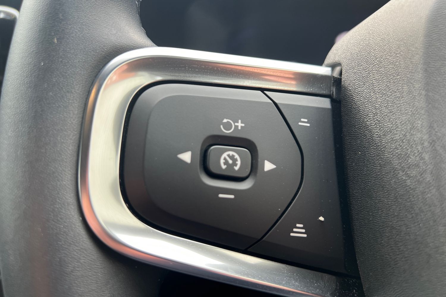 Used Volvo XC40 2025 for sale - 78000198: Photo 11