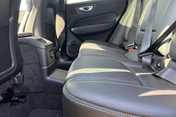 Used Volvo XC60 2022 for sale - 76312365: Photo 17