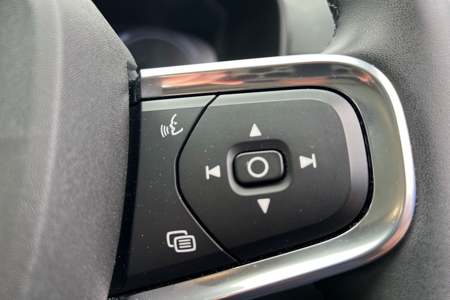 Used Volvo XC40 2022 for sale - 77665062: Photo 12