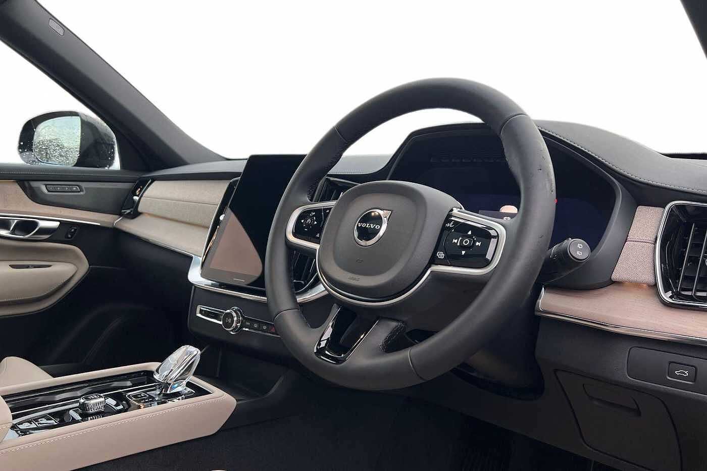 Used Volvo XC90 2025 for sale - 76738121: Photo 10