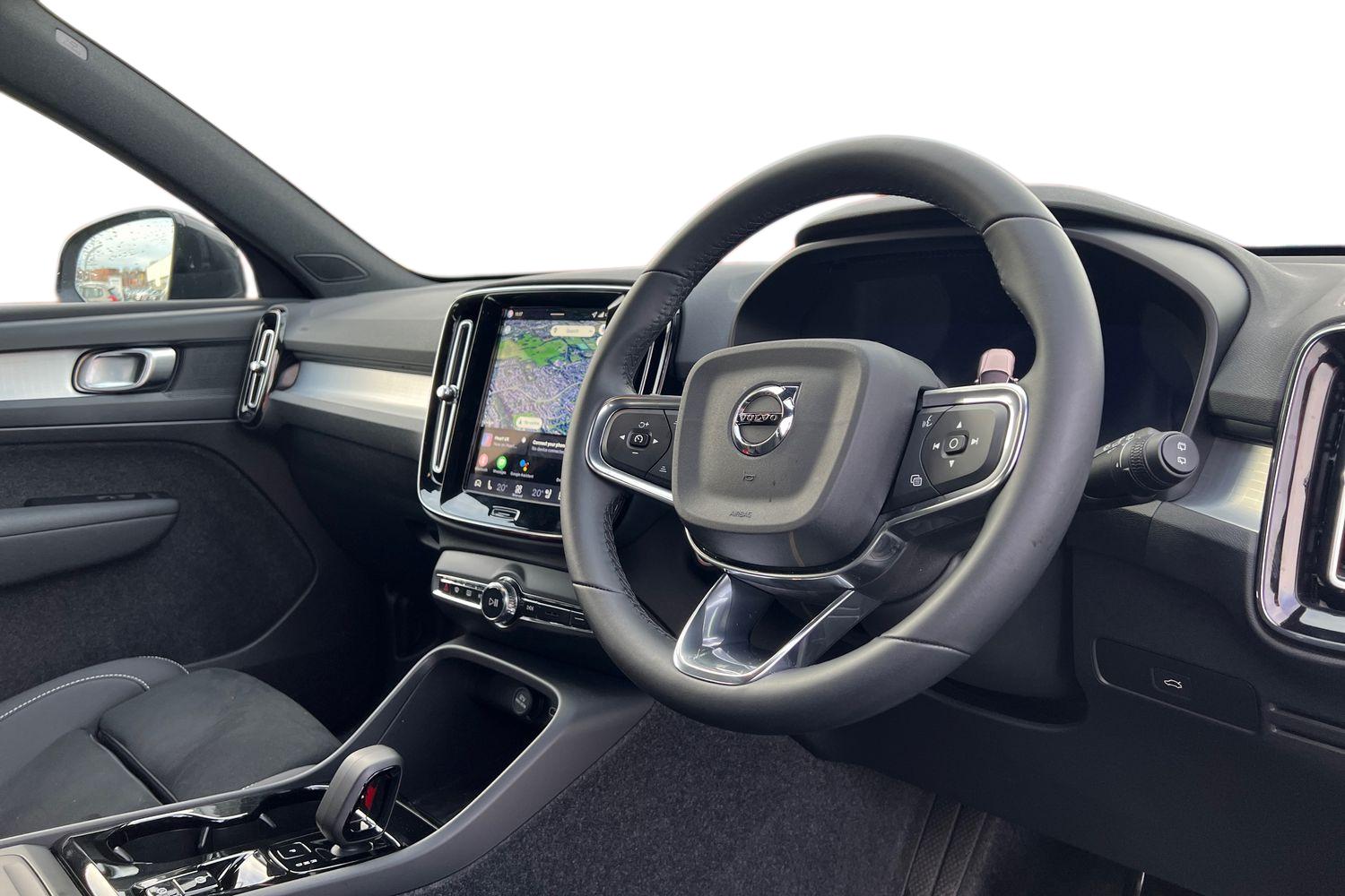 Used Volvo XC40 2025 for sale - 76614817: Photo 10